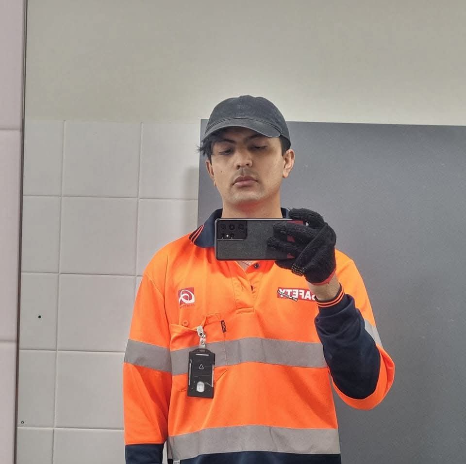 Kushmakar available for work